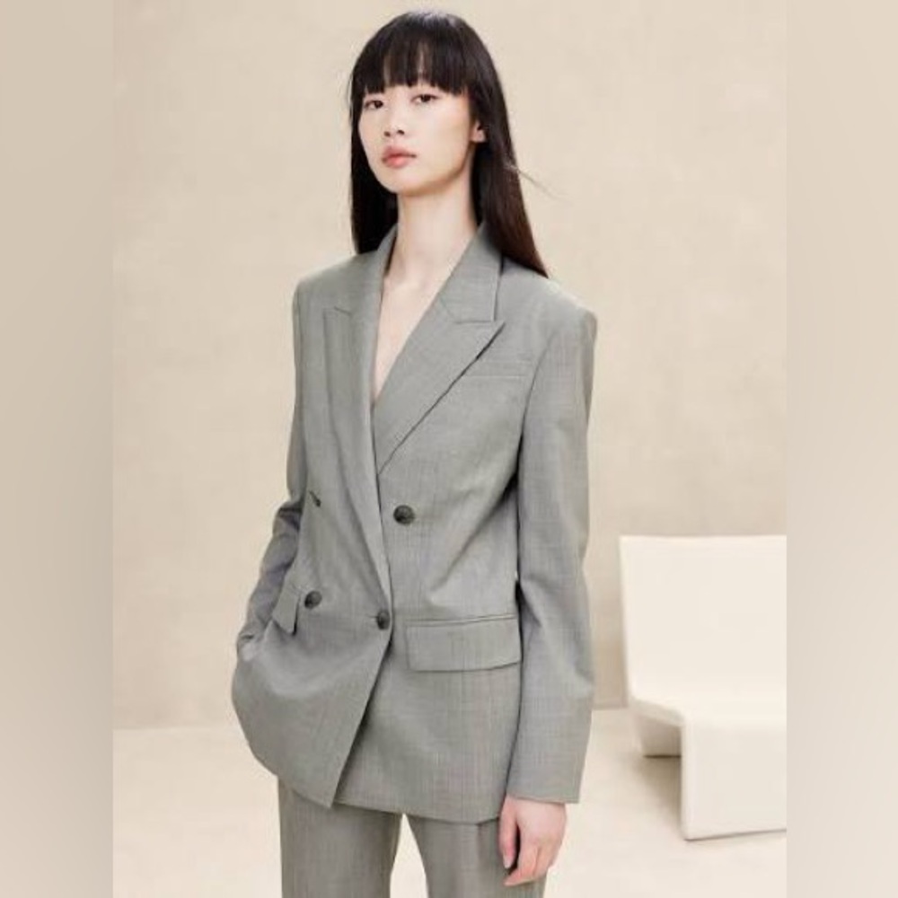 Banana Republic Siena Relaxed Italian Wool Blazer US 4